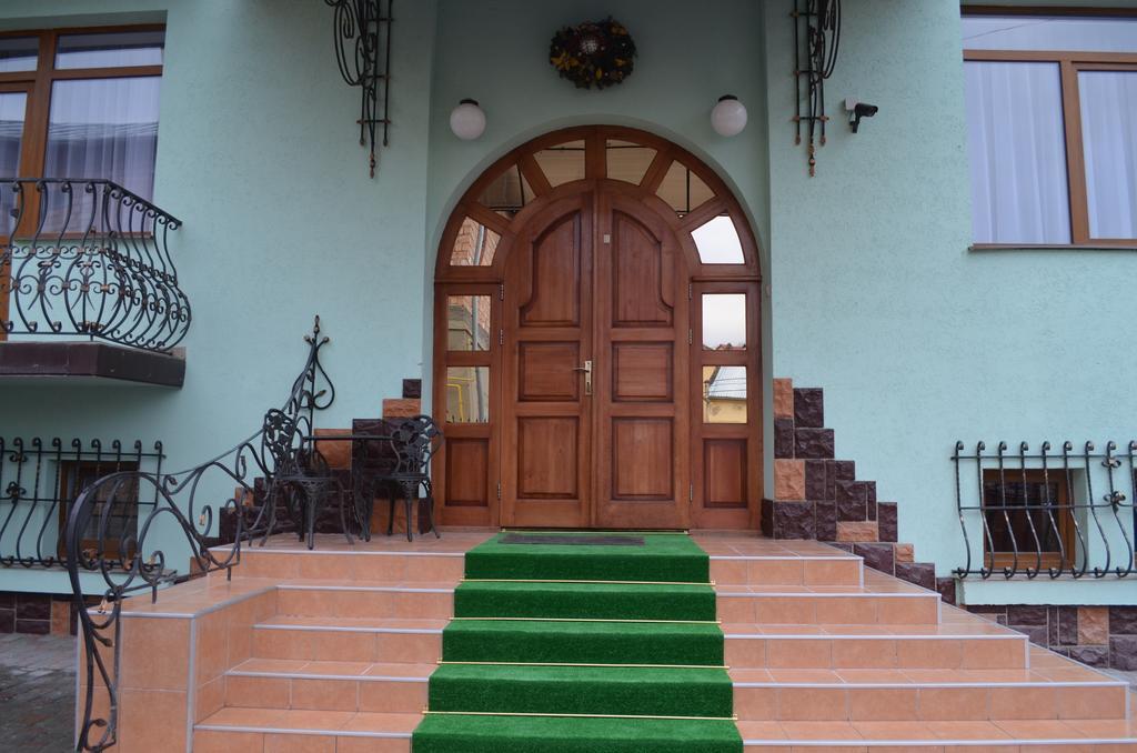 Hotel Europa Truszkavec Kültér fotó